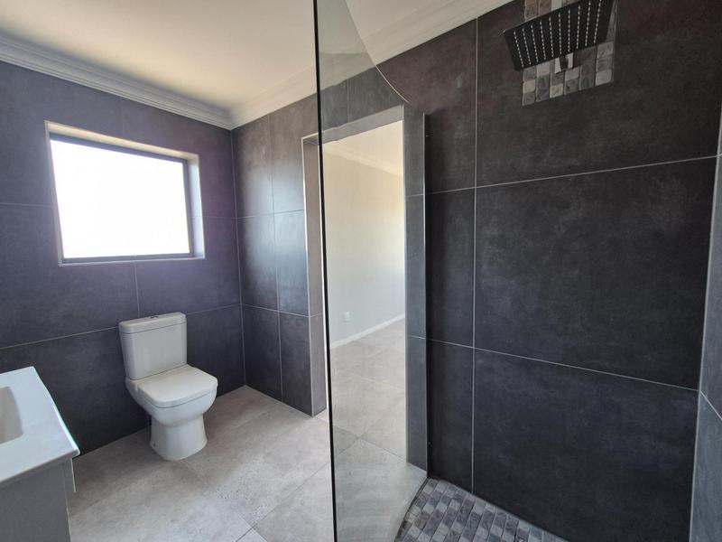 3 Bedroom Property for Sale in Kleinbaai Western Cape